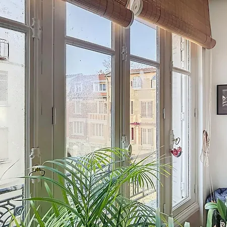 Charming Flat Near Mouzaia And Buttes-chaumont Apartment *