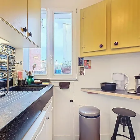 Apartment Charming Flat Near Mouzaia And Buttes-chaumont Paris